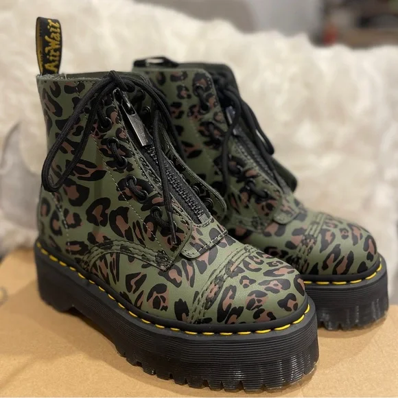 DR. MARTENS SINCLAIR DISTORTED LEOPARD PRINT PLATFORM BOOTS - Picture 3 of 8